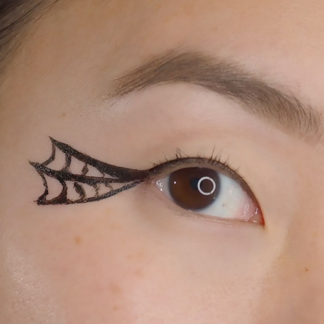 5 Dangerous Beauty Techniques to Skip This Halloween