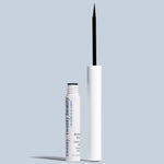 Black liquid eye liner for a precise look, with hydrating castor oil and hyaluronic acid, safe for sensitive eyes